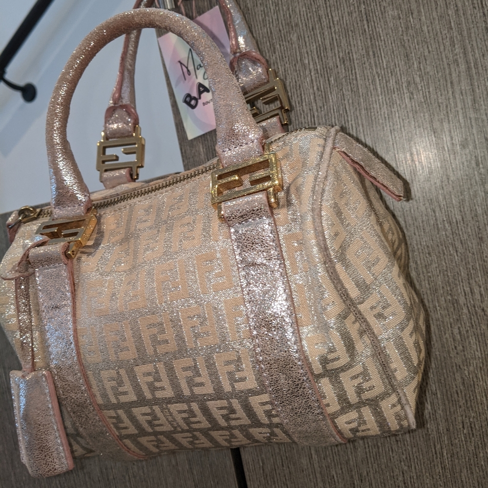 Fendi: Metallic Zucchino Forever Mini Bag w/ LOCK & KEY (on Bella Hadid) *RARE* - Picture 6 of 17